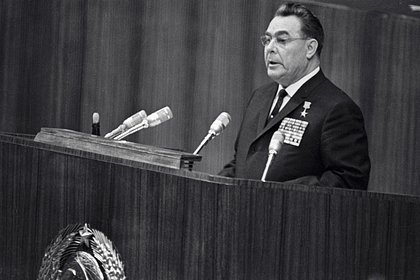Picture: В Днепре отказались лишить Брежнева звания почетного гражданина города