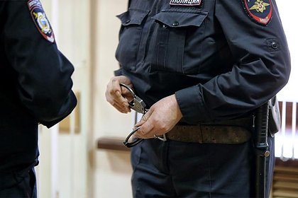 Picture: Россиянина задержали за изнасилование 16-летней дочери