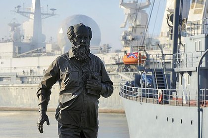 Picture: В российском городе потребовали снести памятник Солженицыну