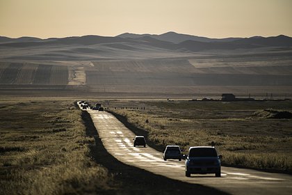 Picture: Россиянин побывал в Монголии и назвал местные дороги «полной жестью»
