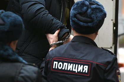 Picture: Россиянина арестовали за изнасилование школьницы