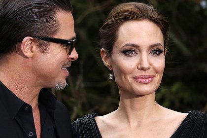 Picture: Раскрыта заработанная Анджелиной Джоли на разводе с Брэдом Питтом сумма