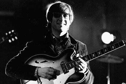 Picture: Гитару Джона Леннона выставят на торги в США