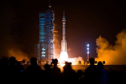 Picture: Корабль Shenzhou-18 успешно выведен на околоземную орбиту