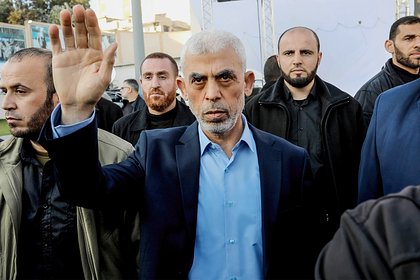 Picture: Лидер ХАМАС вылез из туннеля