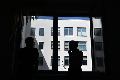 Picture: В России затравленный одноклассниками мальчик выпал из окна третьего этажа школы