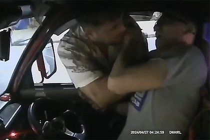 Picture: Агрессивный турист избил водителя такси из-за 250 рублей и попал на видео