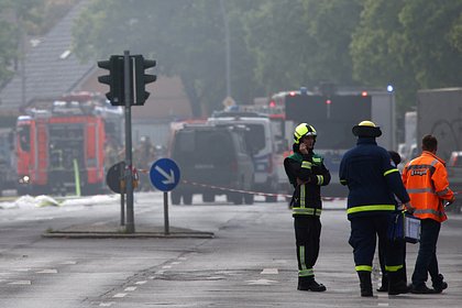 Picture: Тушение огня на оборонном заводе в Берлине возобновили на второй день пожара