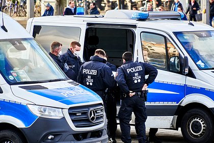 Picture: 155 полицейских пострадали на матче немецкой футбольной лиги