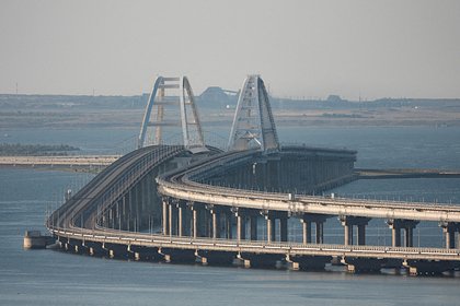Picture: Стало известно о прекращении использования Россией Крымского моста для снабжения