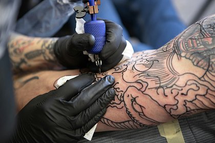 Picture: Онколог объяснил опасность татуировок