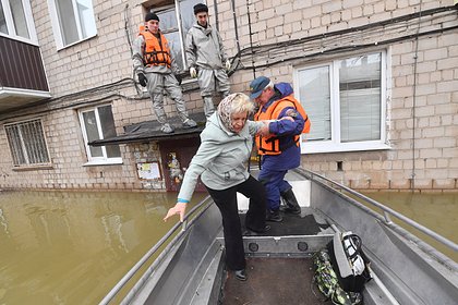 Picture: Жители Орска обратились к Путину из-за выплат после наводнения