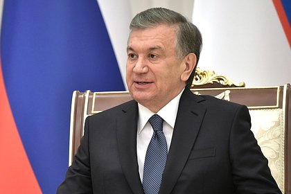 Picture: Президент Узбекистана прилетел в Россию
