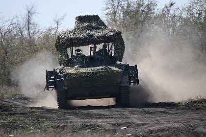 Picture: Российские БМП и БМД штатно оснастили «накидками»