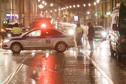 Picture: Автомобиль влетел в пешеходов в центре Москвы