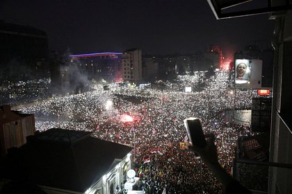 Picture: Оппозиция Сербии захотела обратиться в ООН из-за звуковой пушки на протестах