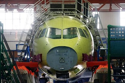 Picture: SJ-100 совершил первый полет с российским двигателем