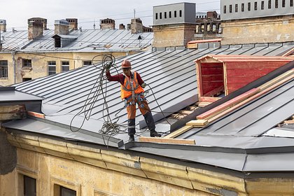 Picture: Инвалид получил почти 100 тысяч рублей за залитую дождем квартиру