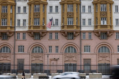 Picture: Демонтаж Z-инсталляций у посольства США в Москве объяснили