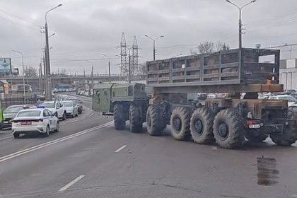 Picture: В Белоруссии шасси для неизвестного ракетного комплекса сняли на видео