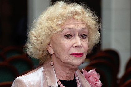 picture: Звезда «Служебного романа» рассказала о самочувствии после операции