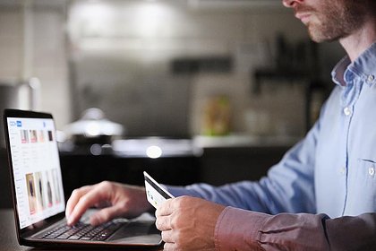 Picture: ЦБ захотел запретить маркетплейсам продавать собственные банковские продукты