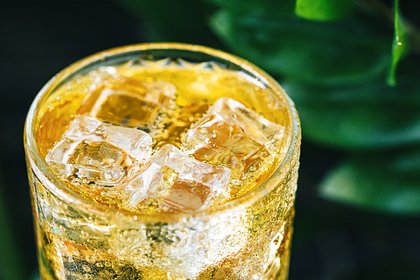 picture: Россиян захотели напоить игристым чаем