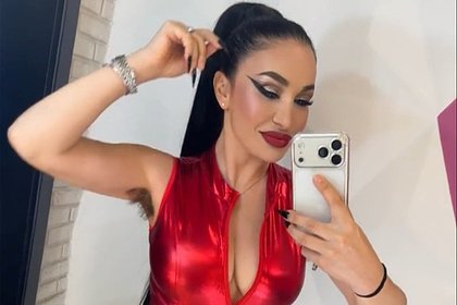 picture: Угодившая в скандал на ММКФ экс-участница «Дома-2» объяснила отказ от бритья подмышек