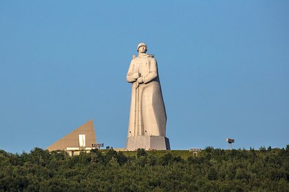 picture: Постояльцев поразил солдат у кровати в номере российского отеля