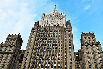 picture: Заявление посла Франции о свободе слова в стране назвали автоголом