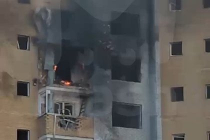 picture: Пенсионерку на седьмом этаже горящего после удара БПЛА дома в Чебоксарах сняли на видео
