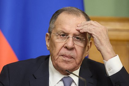 picture: Лавров в шутку пригрозил мешавшему ему журналисту оружием