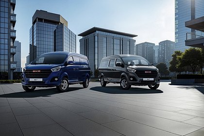 picture: «АвтоВАЗ» объявил о старте отгрузок дилерам новой машины