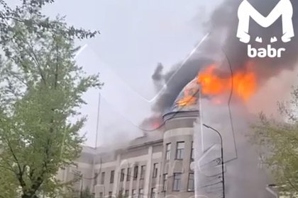 picture: Появились кадры полыхающего научного института в российском городе