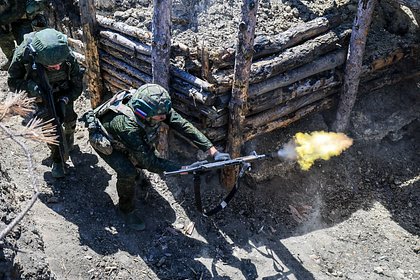 picture: Сильный пожар после удара ВС России по складам в Днепропетровске попал на видео