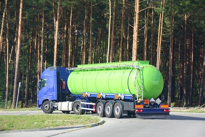 picture: Стало известно о согласии Казахстана поделиться бензином с Россией