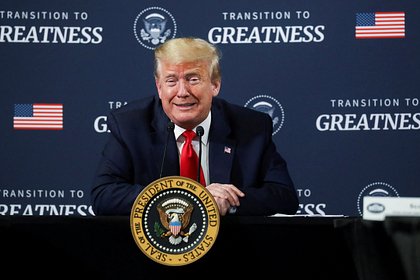 picture: Трамп пожаловался на занятость из-за работы