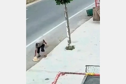 picture: Порыв ветра спас жизнь пожилому мужчине