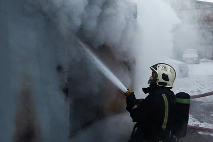 picture: В Таганроге вспыхнул склад. Площадь пожара составила 350 квадратных метров