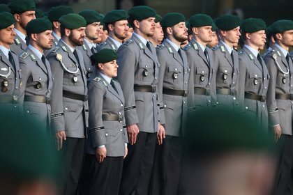 picture: В Минобороны европейской страны пожаловались на назначения по знакомству